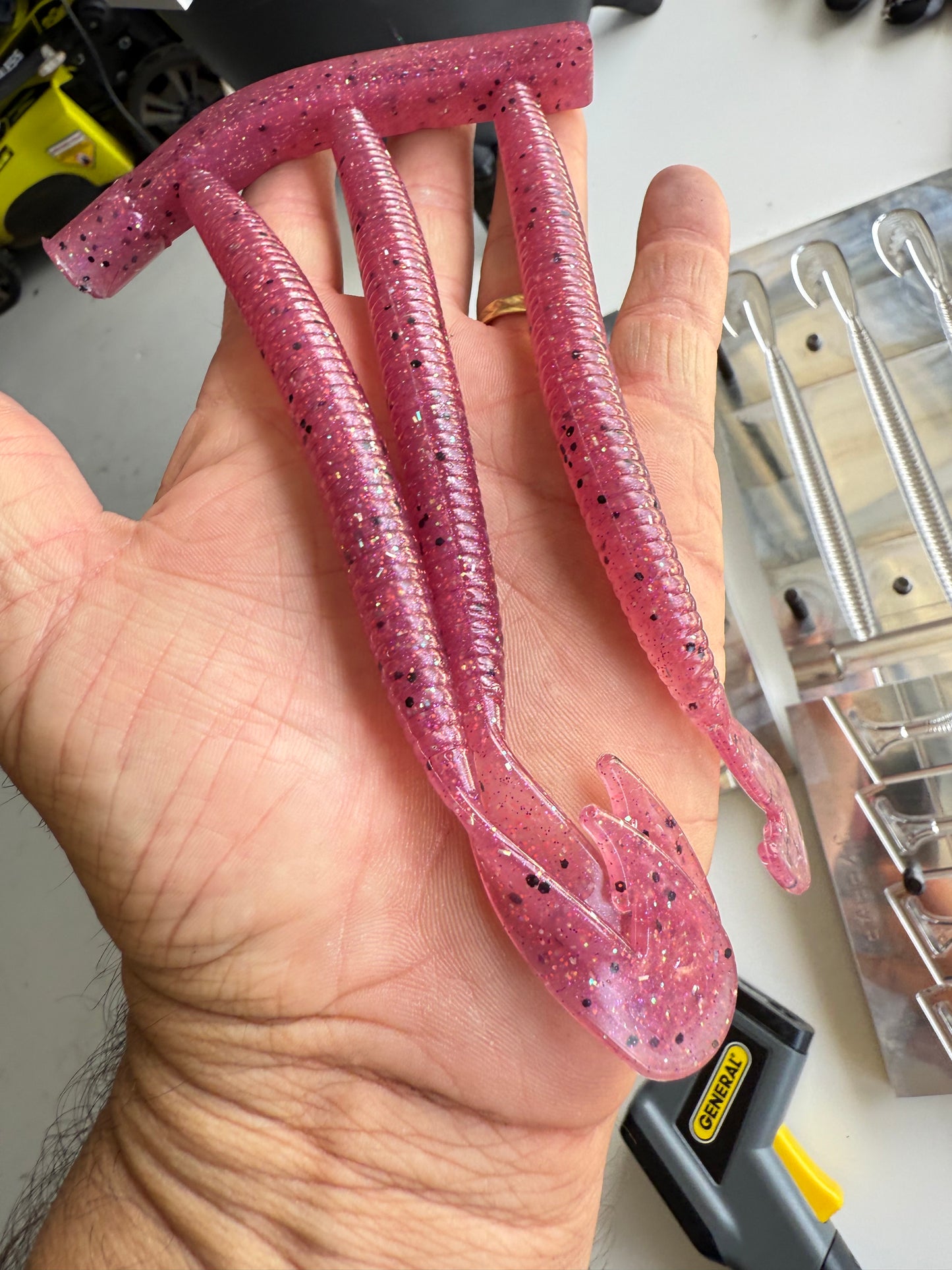 SFKL - 5.75” Speed Worm